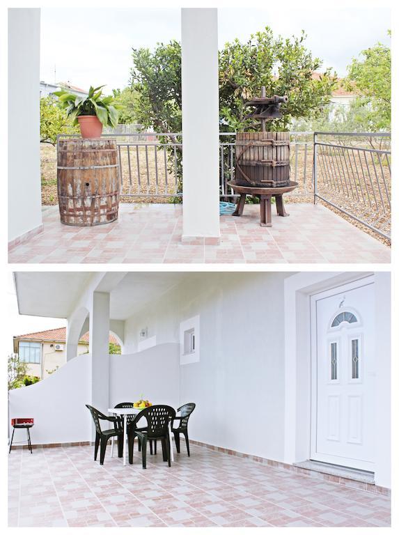 Apartments & Room Dijana Трогір Екстер'єр фото